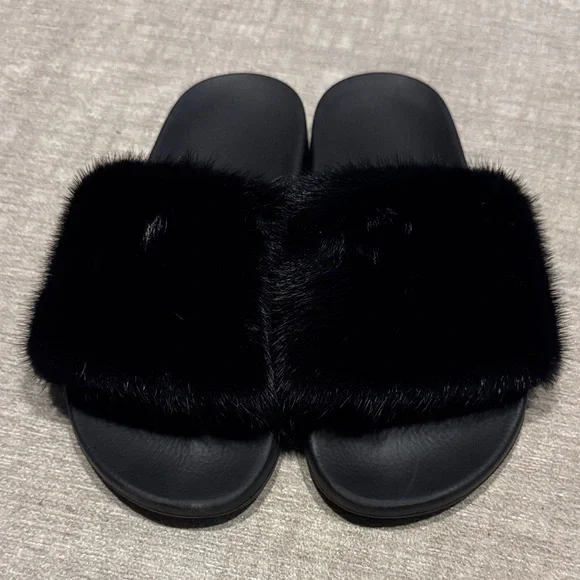 Givenchy Black Fur Slide Sandals - Picture 2 of 5